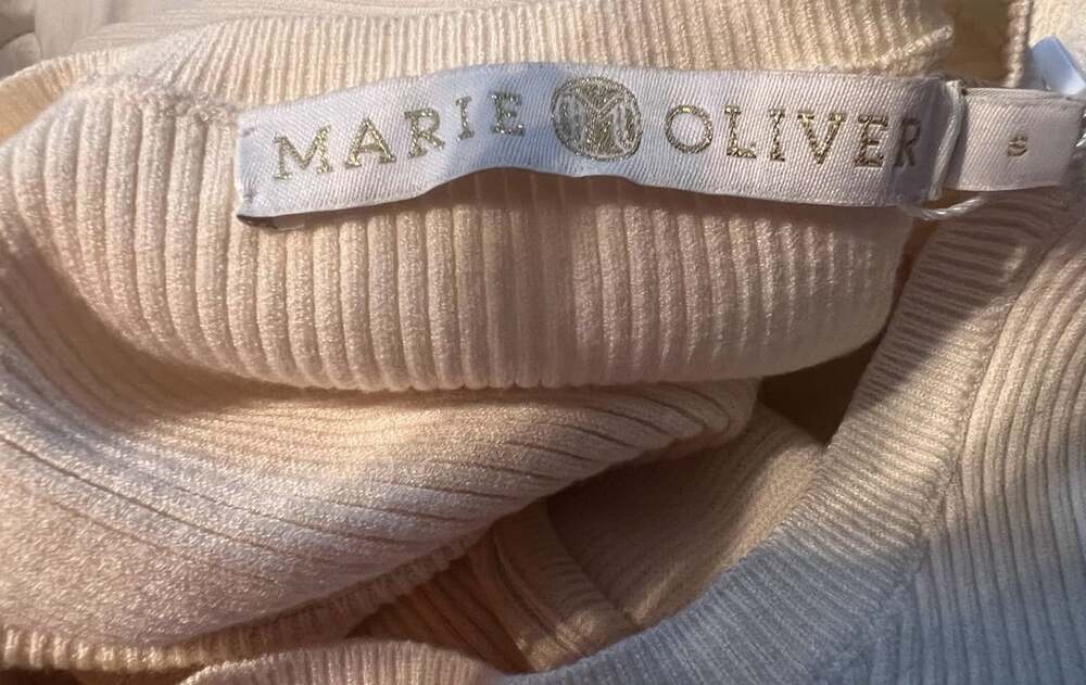 Marie Oliver Rory Top Size S Cream Ribbed Ruffle - Picture 2 of 3